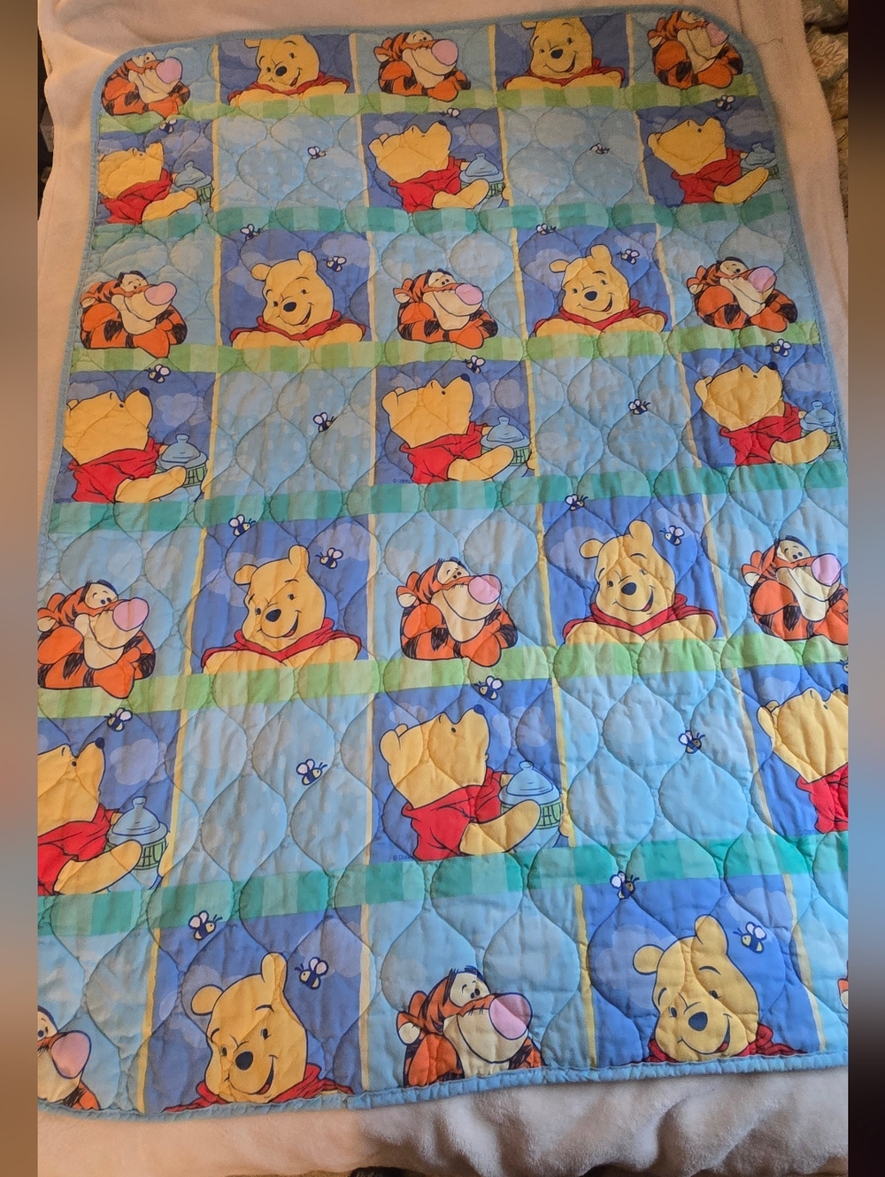 Vintage Winnie The Pooh Tigger Toddler Bed Spread Comforter Throw Blanket 54x40
